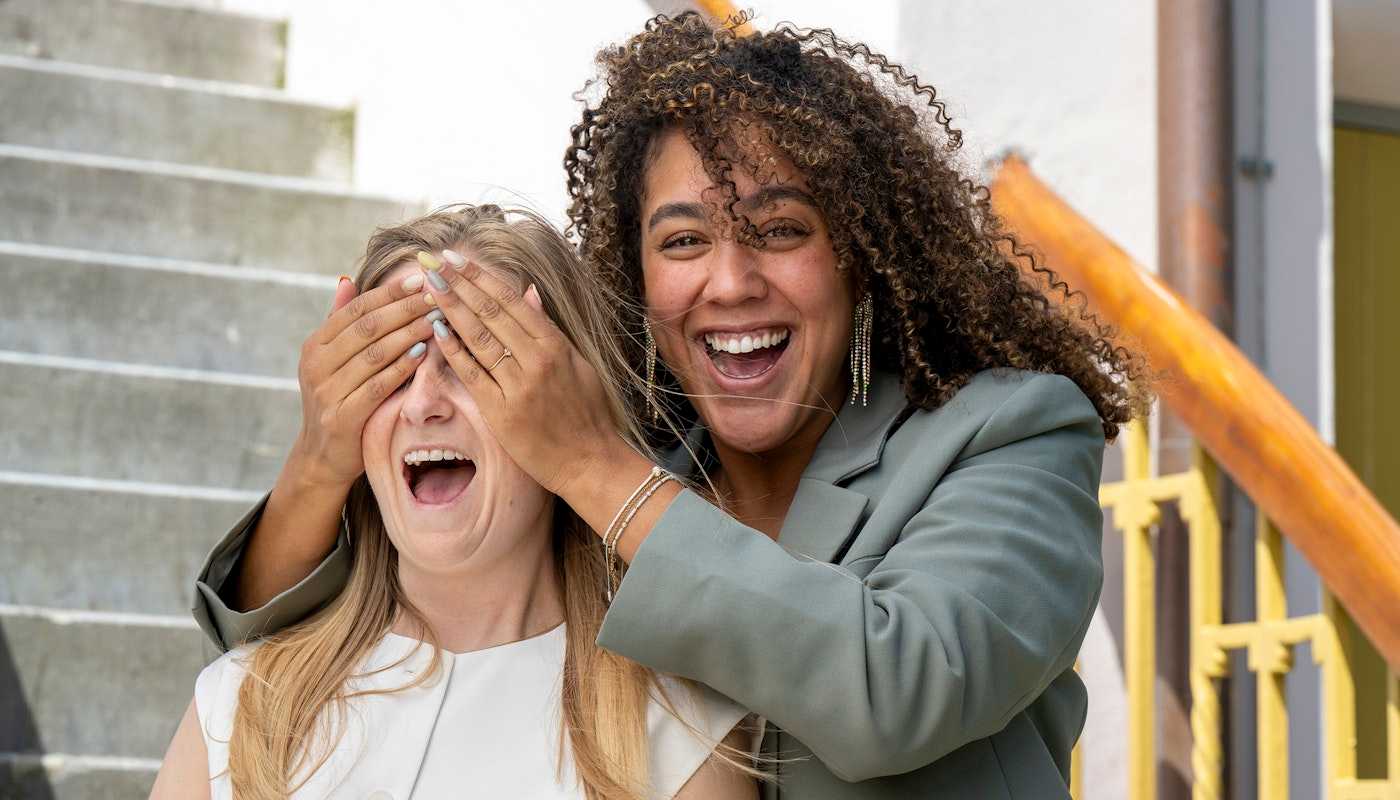 Culture at work - women having fun